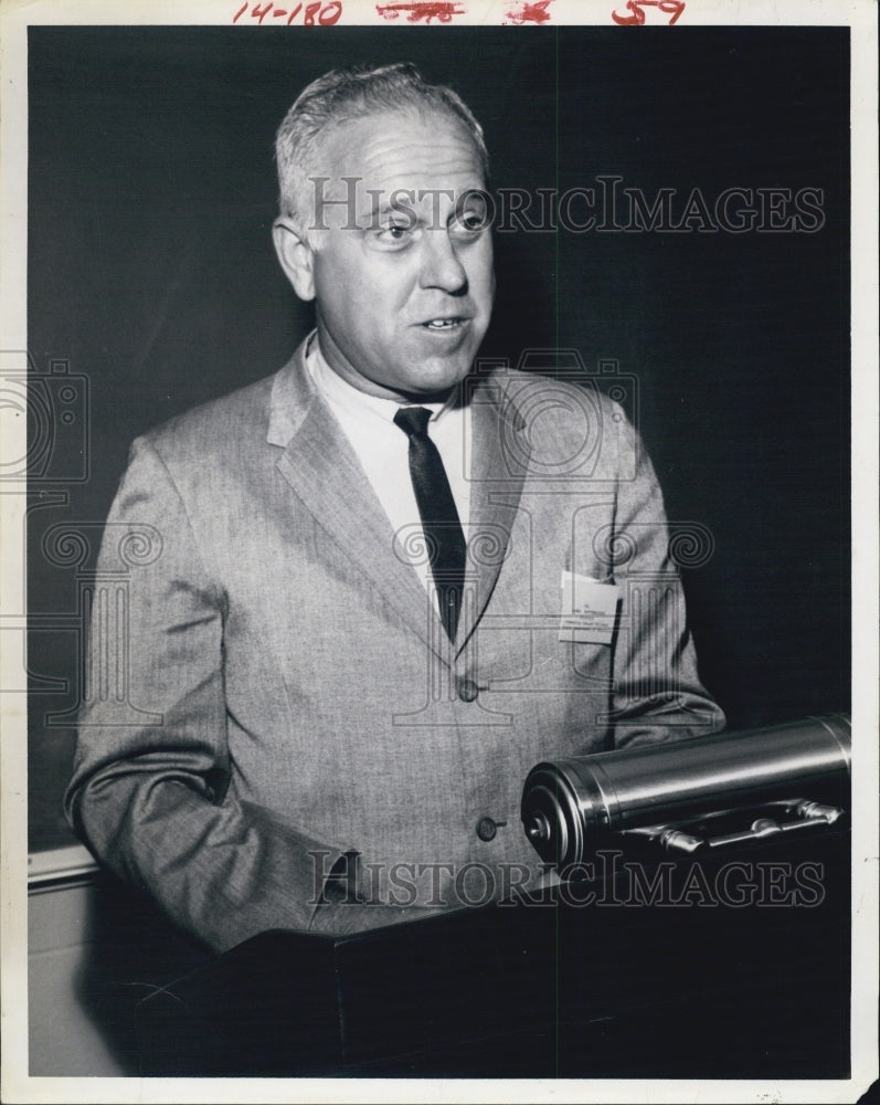 1964 Press Photo James Wattenbarger Director Community Junior Colleges Florida - Historic Images