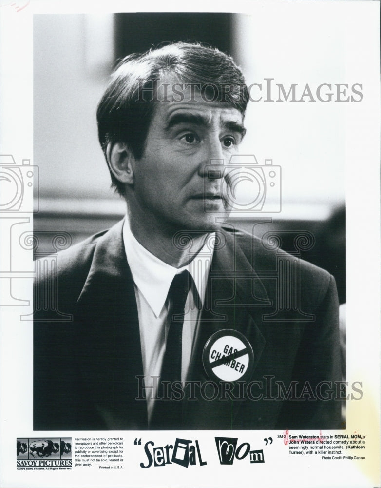 1994 Press Photo Sam Waterston in &quot;Serial Mom&quot; - Historic Images