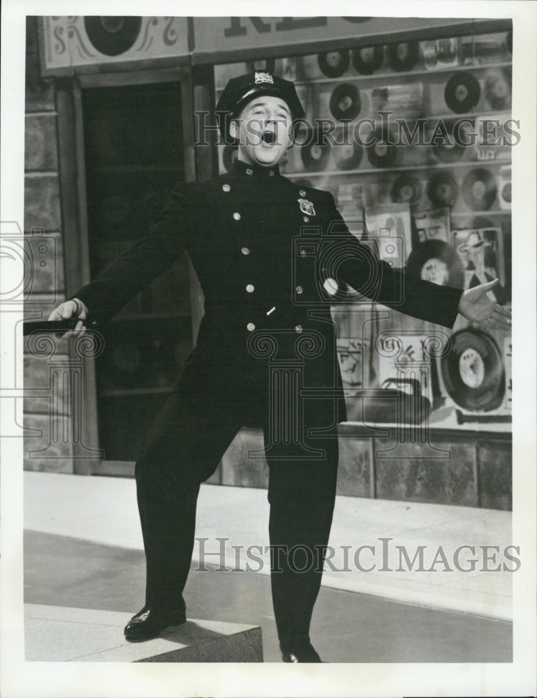 1968 Press Photo Actor Joe Fenney The Lawrence Welk Show TV Star - RSJ10129 - Historic Images