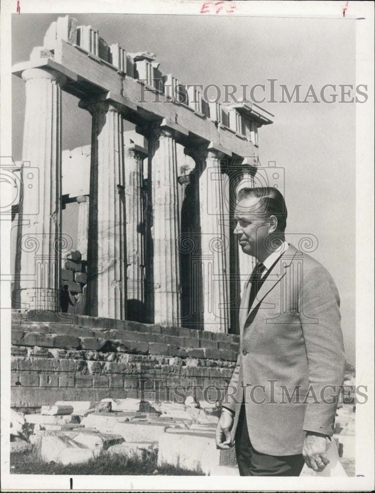 1965 Press Photo Today Show Host Hugh Downs At The Parthenon - RSJ10159 - Historic Images