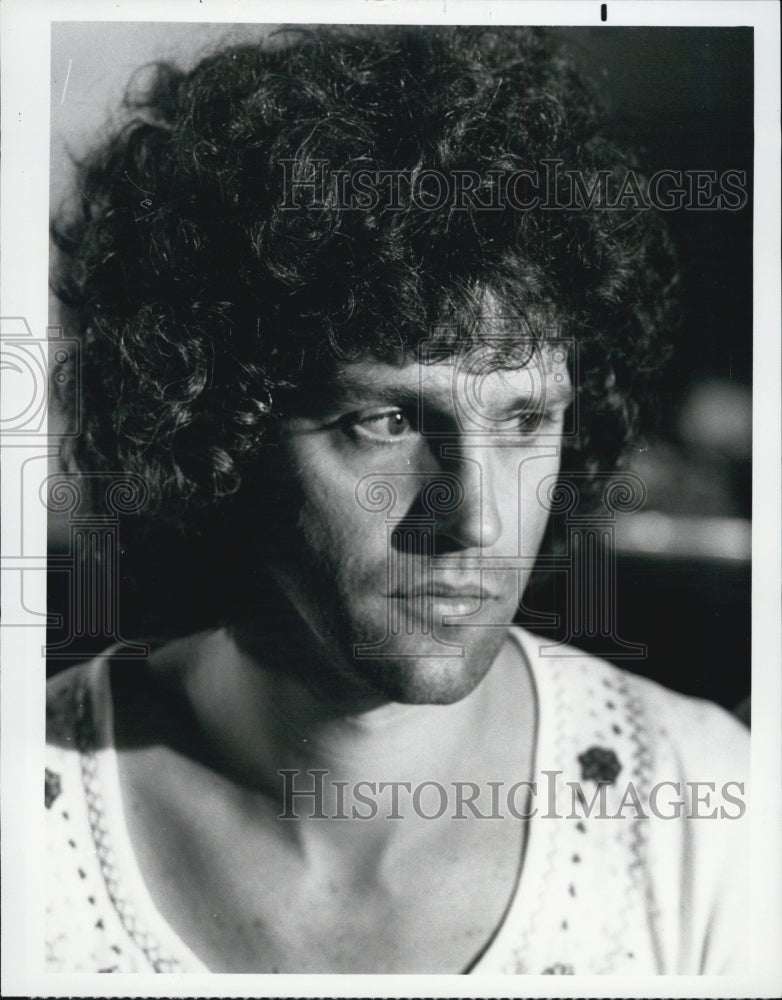 Press Photo Actor John Rubinstein Glitter With A Bullet - RSJ10175 - Historic Images