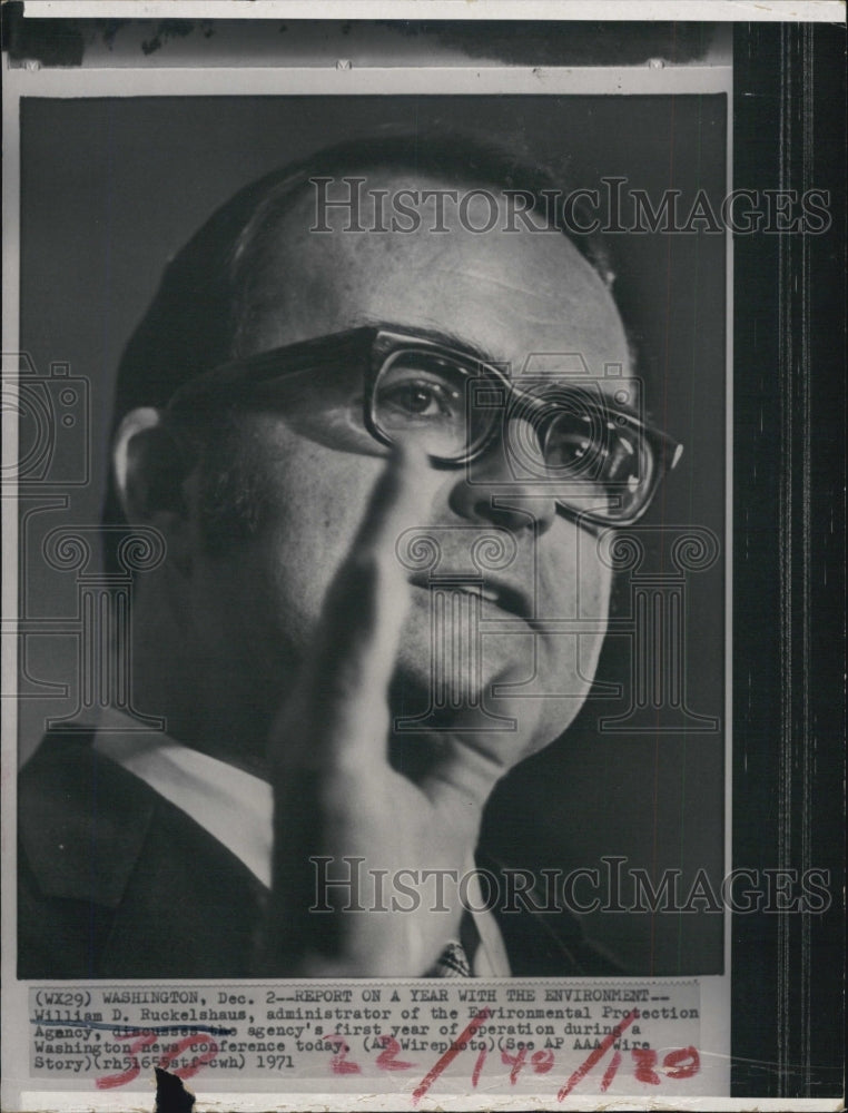 1971 Press Photo William D Ruckelshaus EPA chief - RSJ10219 - Historic Images