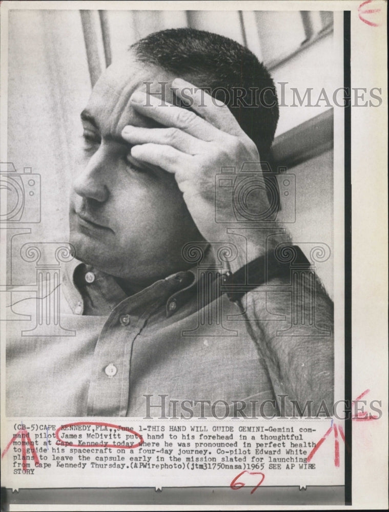 1965 Press Photo James McDivitt Commander Gemini 4 Spacecraft - RSJ10363 - Historic Images