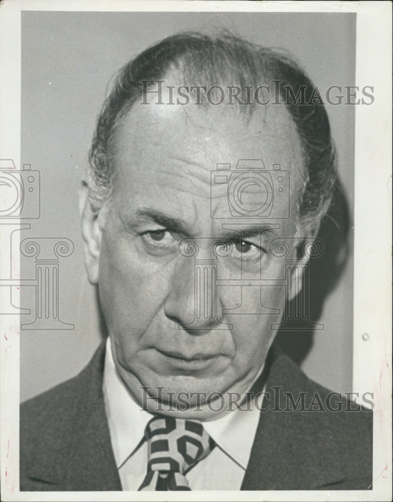 1972 Press Photo Actor Jose Ferrer TV Show The Name Of The Game - RSJ10863 - Historic Images