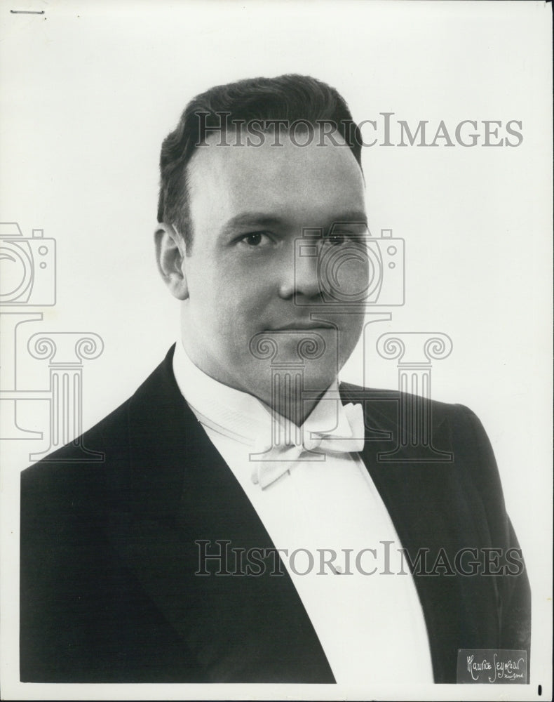 1972 Press Photo Robert Moulson Classical Tenor Opera Singer - RSJ11137 - Historic Images