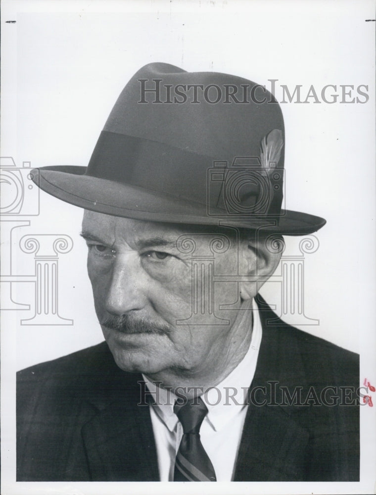 1965 Press Photo Bill Ryan models a Egerton and Moore Hat - RSJ11493 - Historic Images