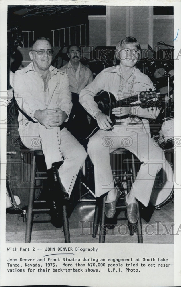 1975 Press Photo Musicians John Denver &amp; Frank Sinatras - RSJ11697 - Historic Images