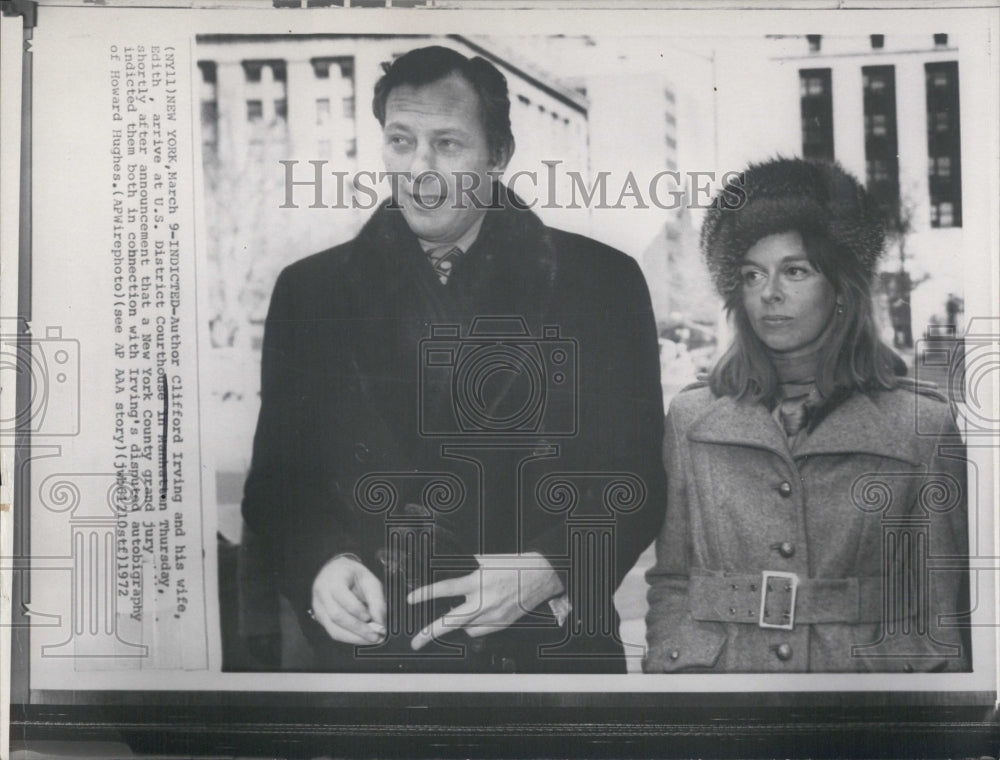 1972 Press Photo Author Clifford Irving Edith Wife US District Courthouse - Historic Images