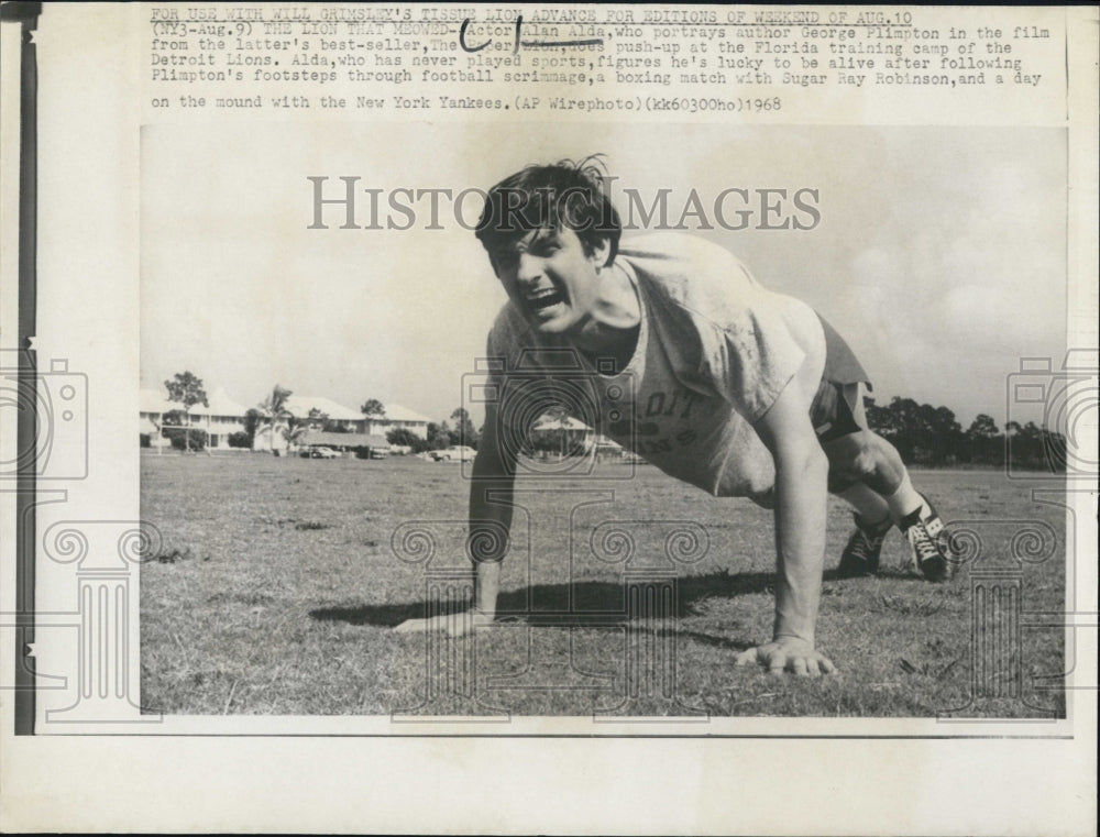 1968 Press Photo Actor Alan Ada Working out and doing push ups - RSJ12503 - Historic Images