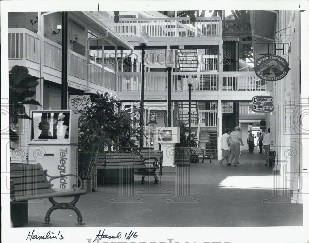 1987 Victorian-style complex at Hamlin's Landing Florida.-Historic Images