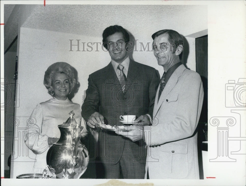 1972 Press Photo "Mission Impossible" Actor Peter Lupus Visits New Port Richey - Historic Images