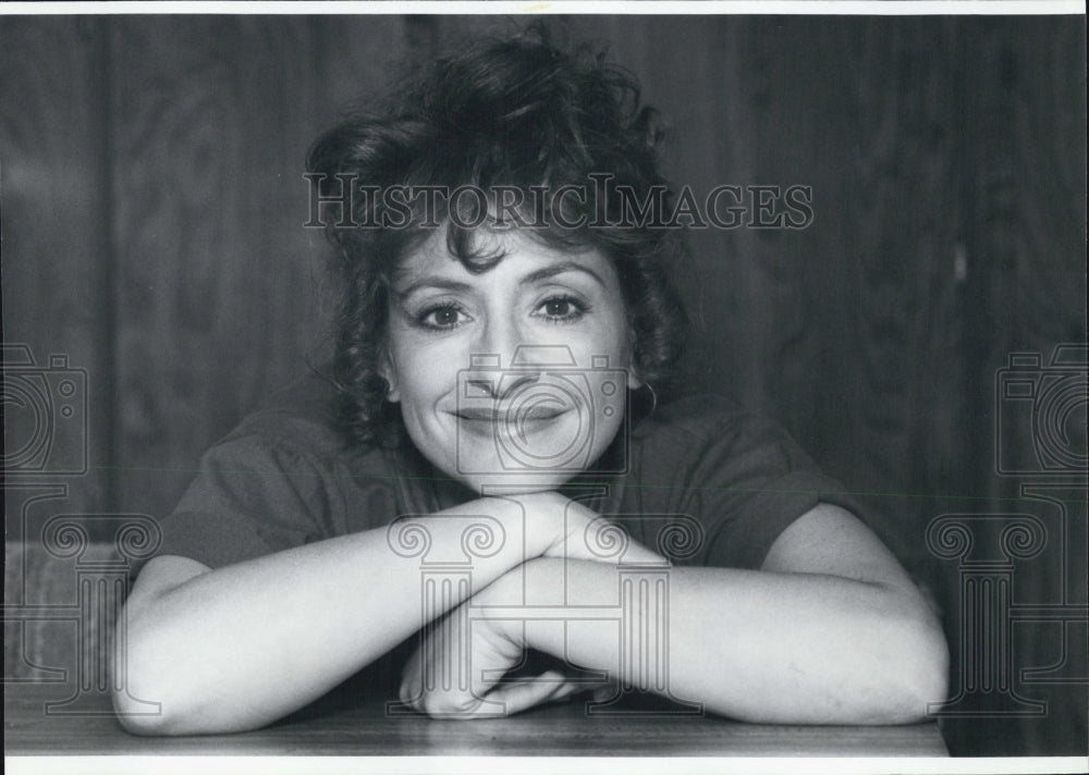 1989 Press Photo Actress Patti LuPone of &quot;Life Goes On&quot; ABC TV Series - Historic Images