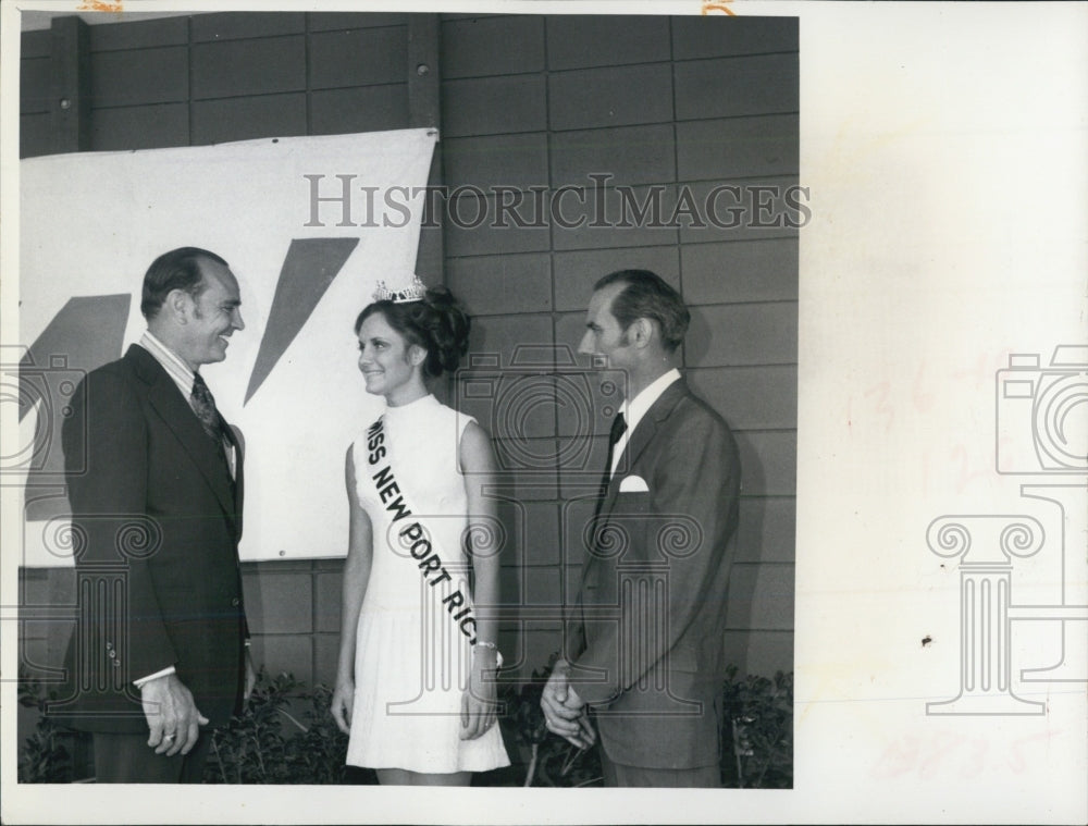 1972 Press Photo New Port Business - RSJ13429 - Historic Images