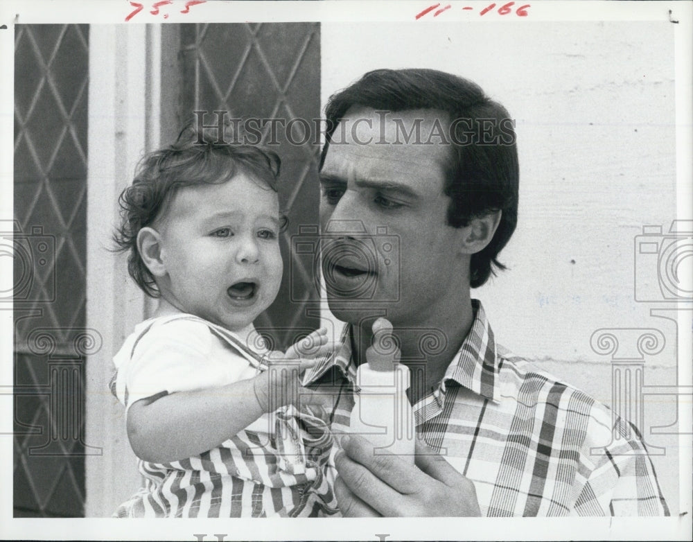 1985 Press Photo Actor Joe Penny star as Nick Ryder. - Historic Images