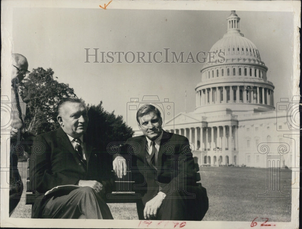 1967 Press Photo Sen Charles Percy &amp; Editor William H Lawrence - RSJ13691 - Historic Images