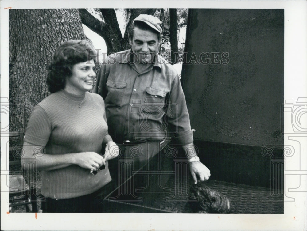 1975 Press Photo Citrus Co Sherrif Burtin R Quinn &amp; wife Mary Ann - RSJ14313 - Historic Images