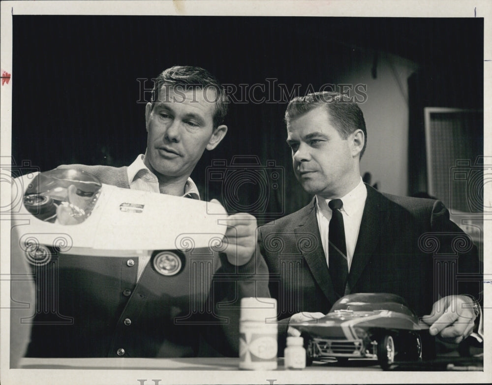 1965 Press Photo Perry Massey, Commercial Producer of the &quot;Tonight Show&quot; - Historic Images