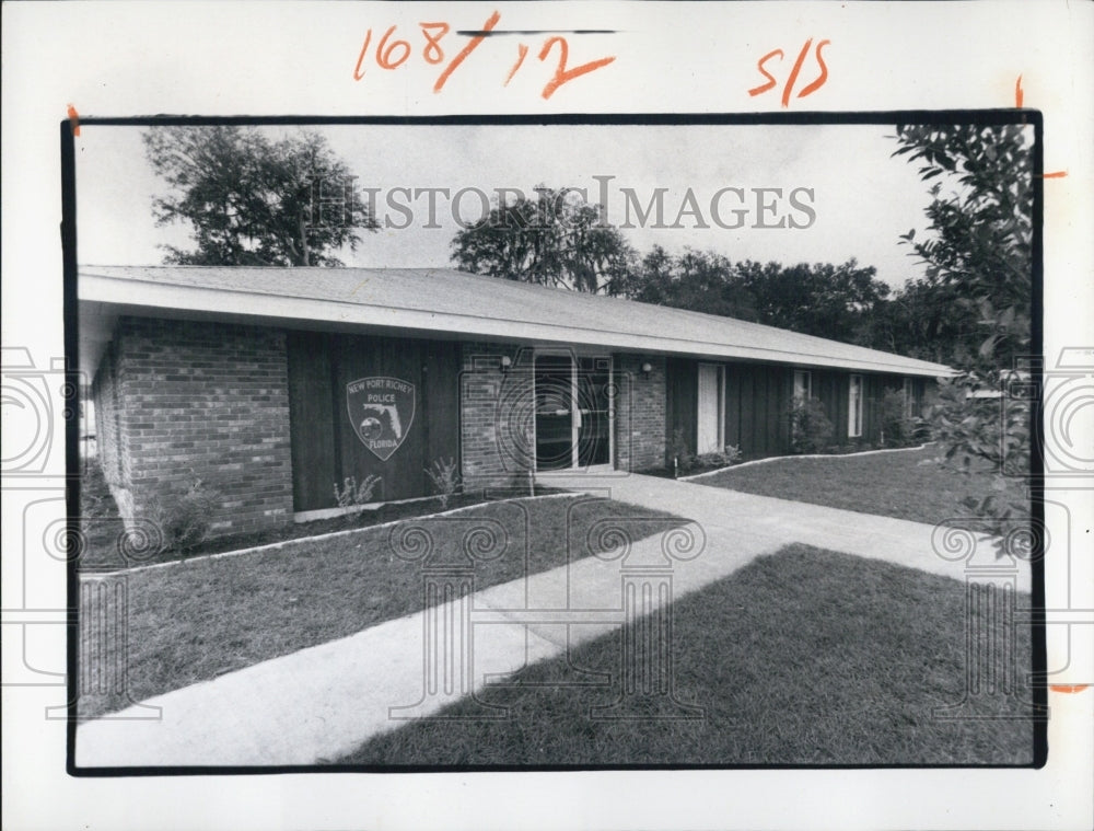 1974 Press Photo Newport Richey building for police department - RSJ14585 - Historic Images