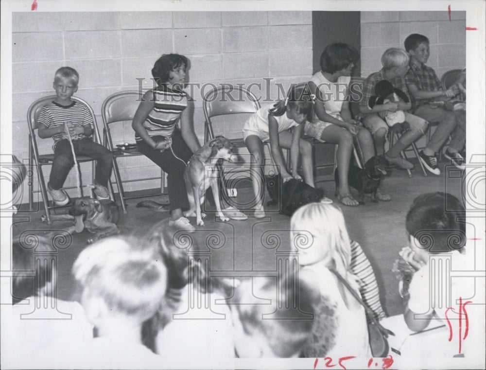 1970 Press Photo Children in New Port Richey - RSJ14829 - Historic Images