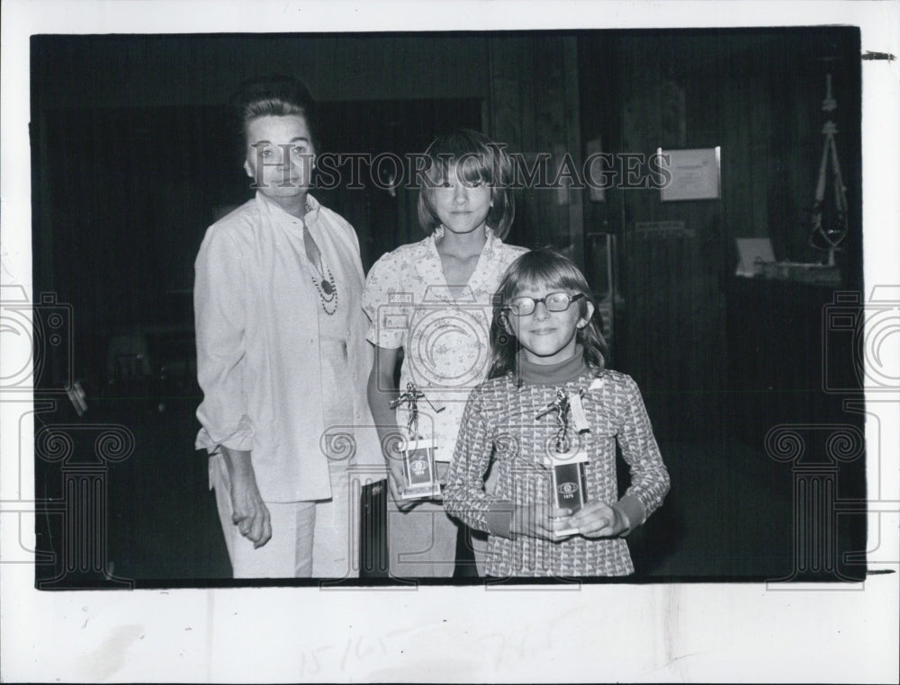 1979 Bunny and Laura Ziegler Win Awards in New Port Richey-Historic Images