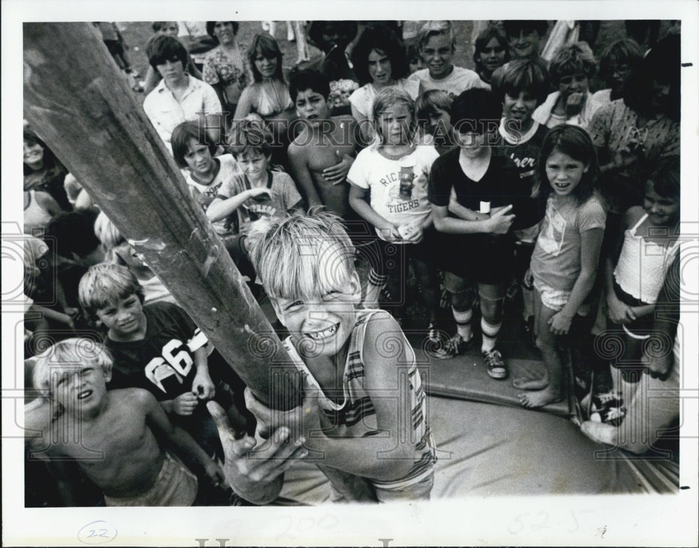 1978 Press Photo Tony Salvaggio at Kiwanis Kids Day in New Port Richey - Historic Images