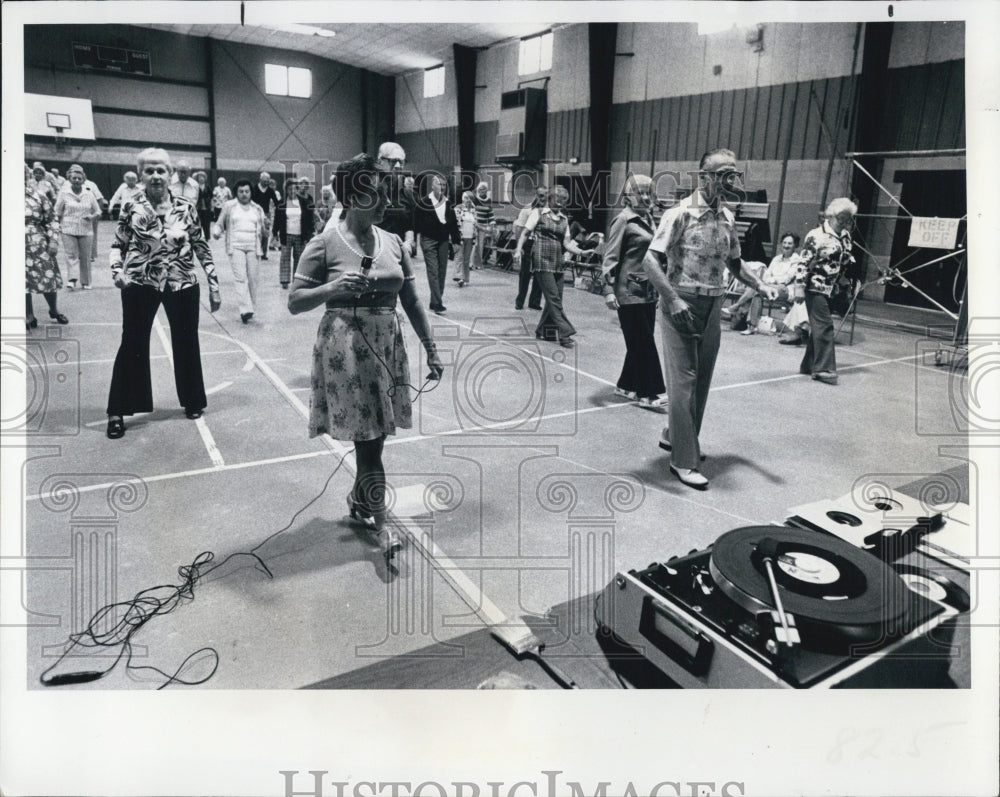 1978 Press Photo Line Dancers in New Port Richey - RSJ14899 - Historic Images