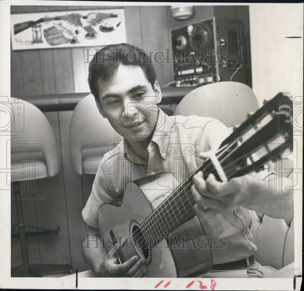 1979 Press Photo Erni Benet, Guitarist - RSJ14959 - Historic Images