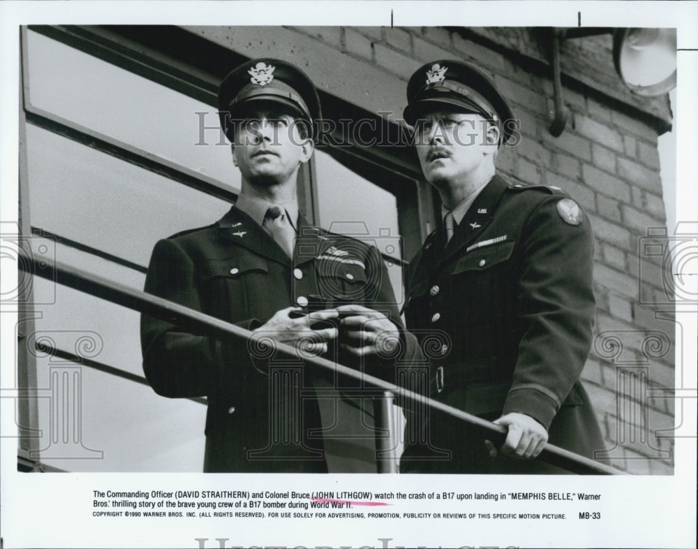 1990 Press Photo David Straithern and John Lithgow in &quot;Memphis Belle&quot; - Historic Images