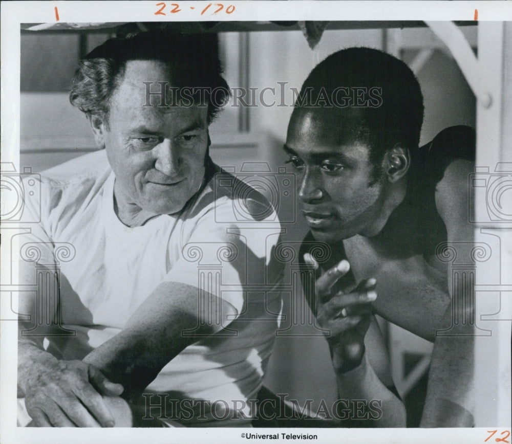 1973 Press Photo Actors Cleavon Little &amp; E.G. Marshall In Money To Burn - Historic Images