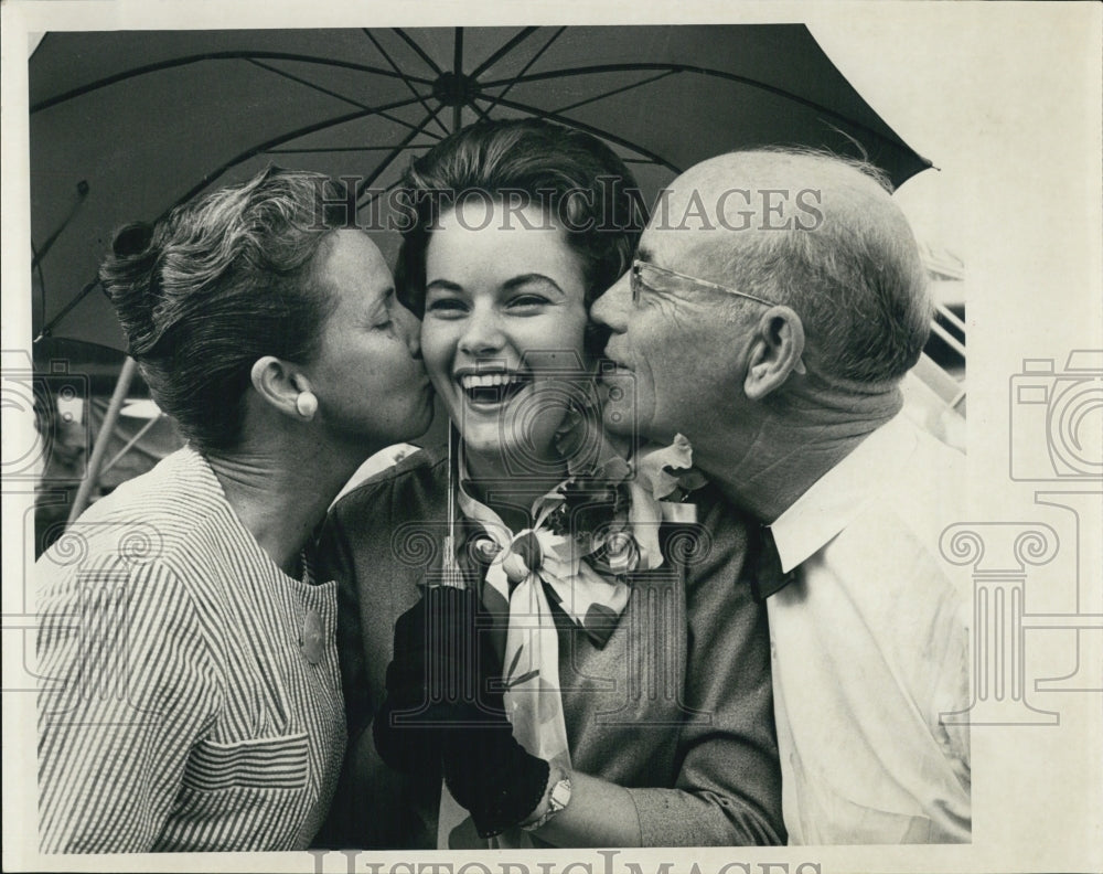 1962 Press Photo Sun Goddess Ruth Ann Lefter - RSJ15653 - Historic Images