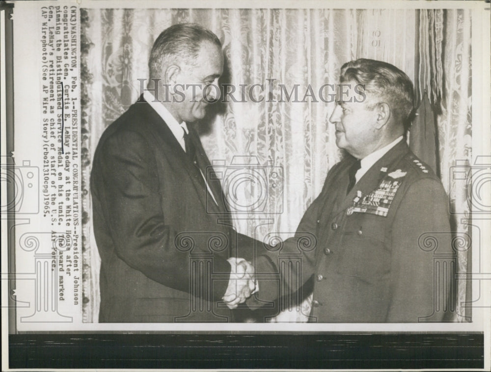 1965 Press Photo General Curtis E. LeMay, President Lyndon Johnson, Air Force - Historic Images