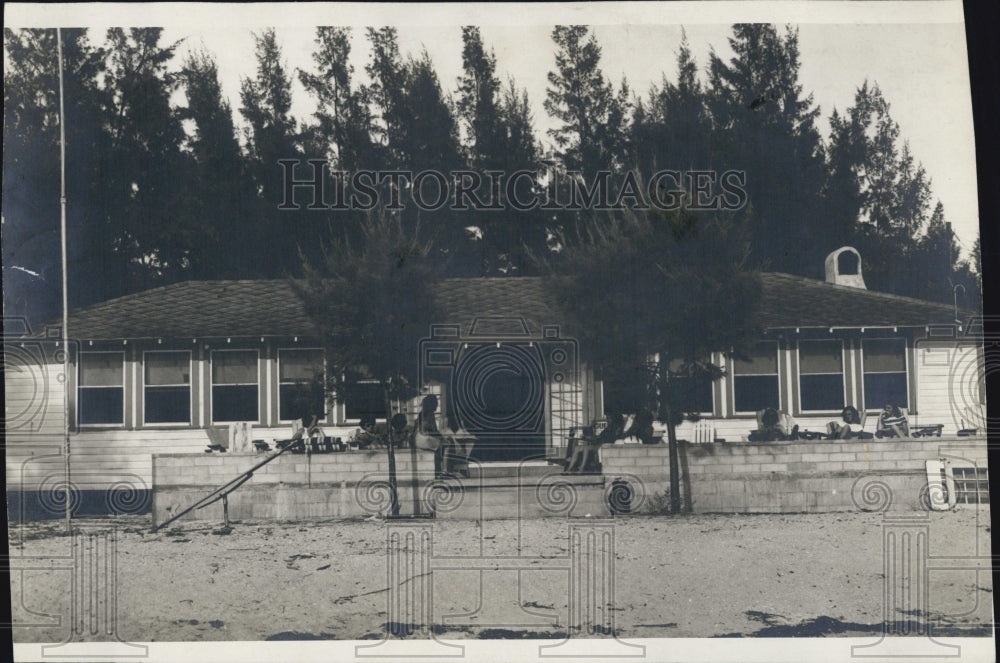 Press Photo The Lion's Clubhouse in St. Petersburg - RSJ15907 - Historic Images
