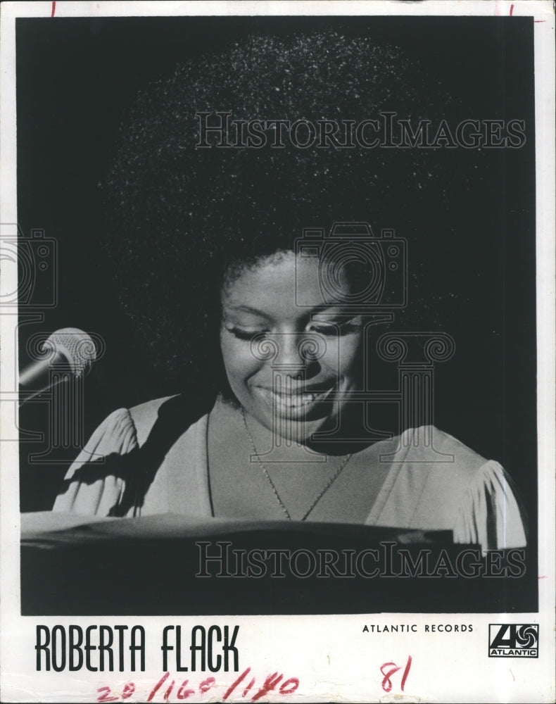 1972 Press Photo Singer Roberta Flack Performing - RSJ15989 - Historic Images