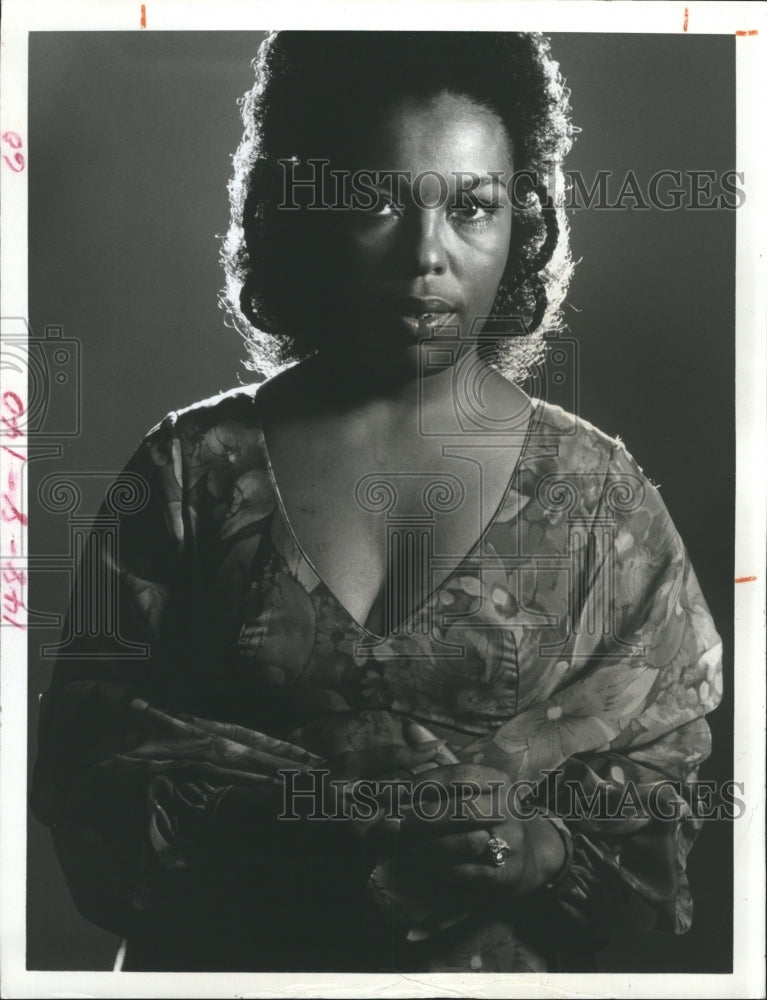 1973 Press Photo Roberta Flack, Singer - RSJ15997 - Historic Images