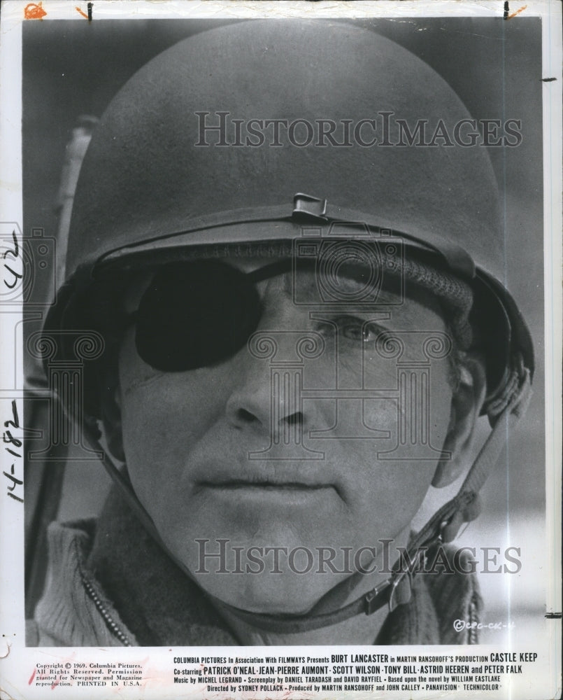 1976 Press Photo Actor Burt Lancaster In Castle Keep - Historic Images