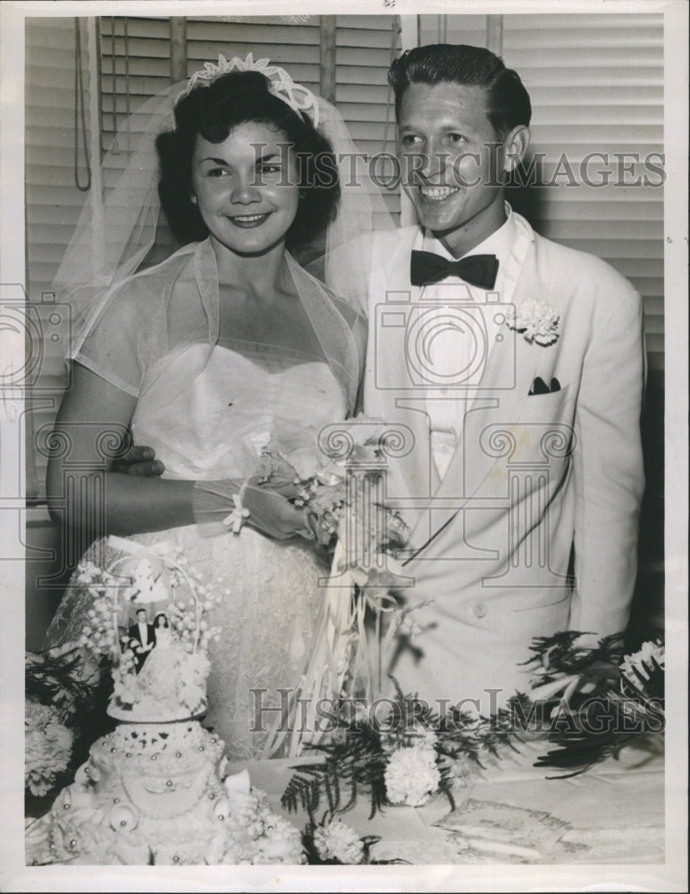 Press Photo Mr &amp; Mrs. Carl Underhill - RSJ16237 - Historic Images