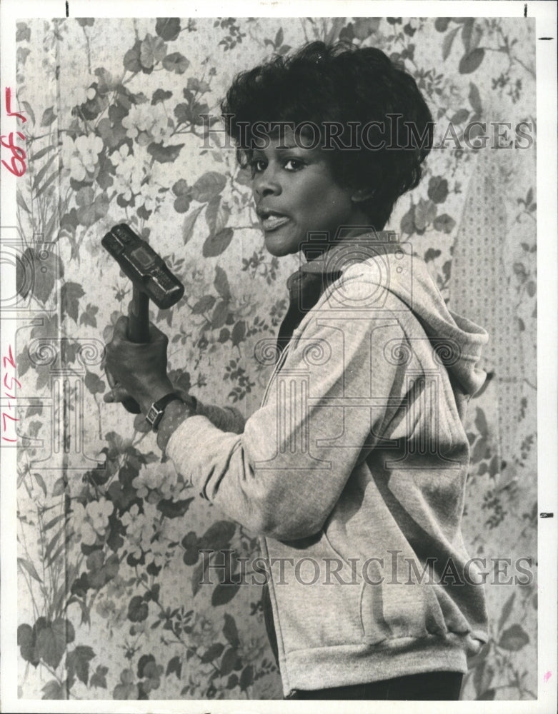 1985 Press Photo Actress Cicely Tyson In The Marva Collins Story - RSJ16413 - Historic Images