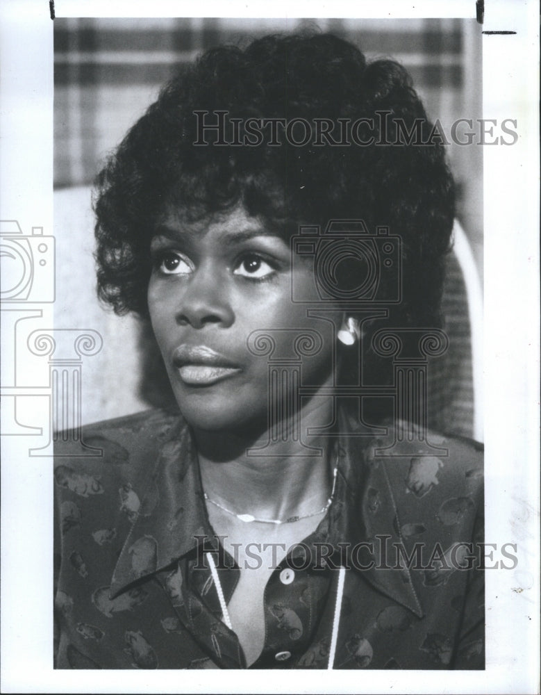 1982 Press Photo Actress Cicely Tyson In The Concorde Airport Airport &#39;79 - Historic Images