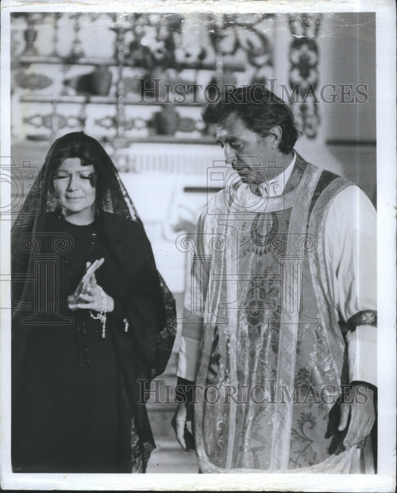 1972 Press Photo Actor Robert Mitchum As A Renegade Priest In The Wrath Of God - Historic Images