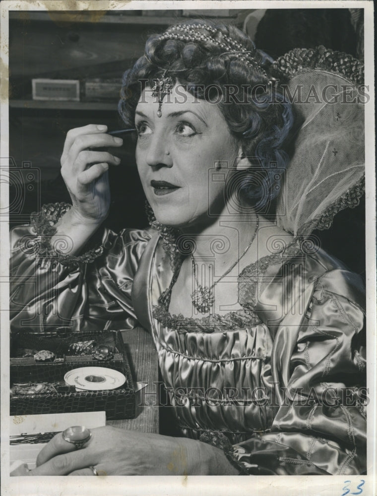 1966 Press Photo Mrs. Leona Webster Getting Ready In Costume For Program Skit - Historic Images