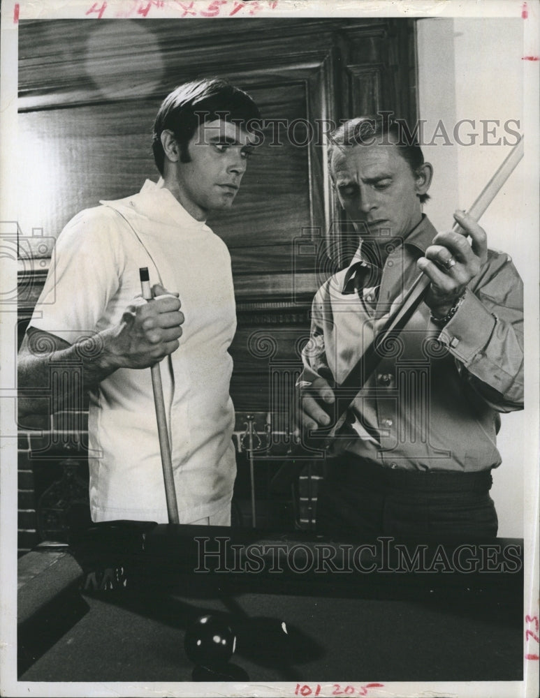 1971 Stephen Brooks &amp; Frank Gorshin in The Interns-Historic Images