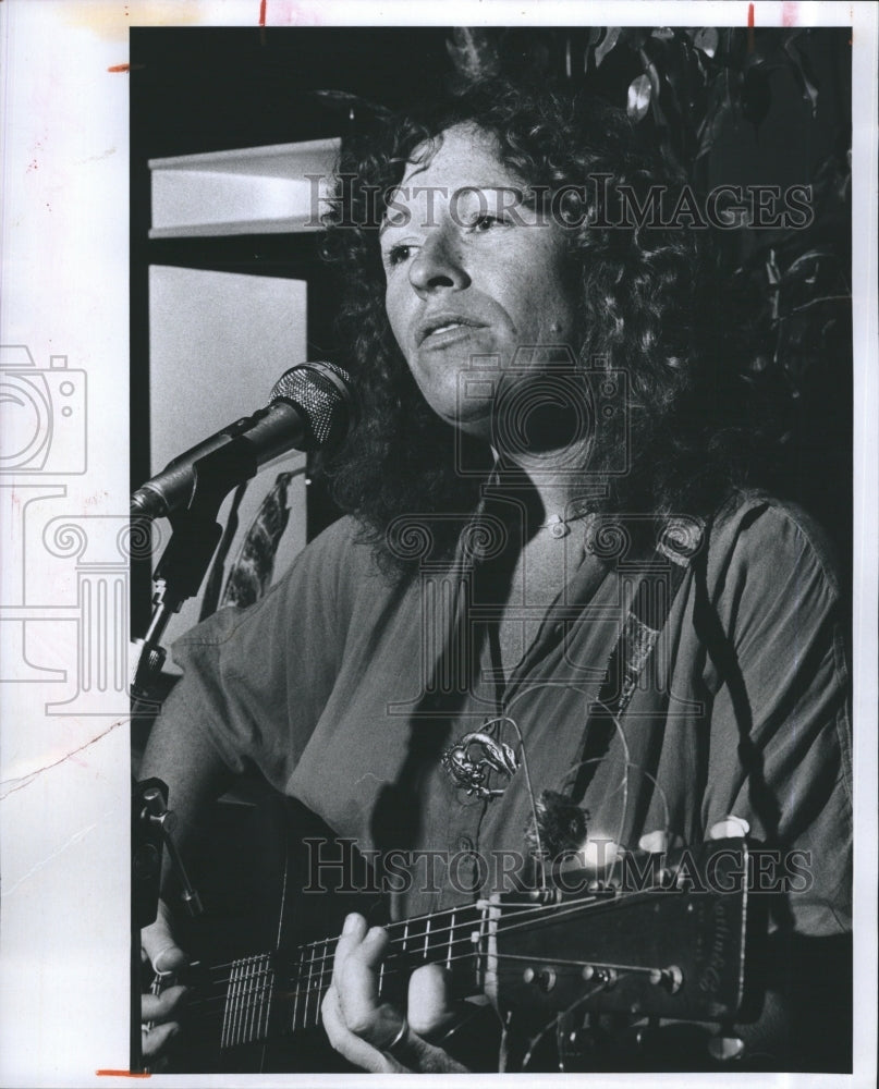 1980 Press Photo Musician Holly Graham - RSJ17395 - Historic Images