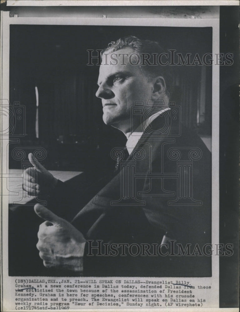 1967 Press Photo Evangelist Billy Graham At New Conference In Dallas - RSJ17559 - Historic Images