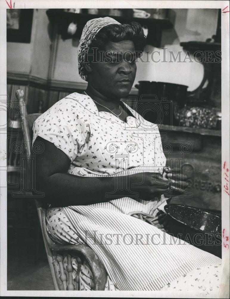 Press Photo Actress Claudia McNeil - RSJ17601 - Historic Images