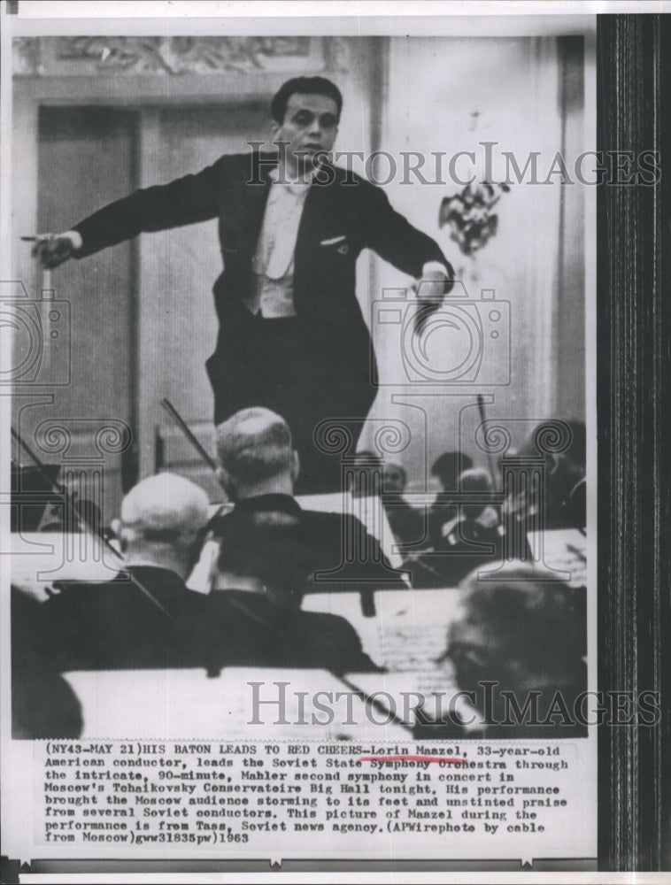 1963 Press Photo American Conductor Loren Maazel Directs Moscow State Symphony - Historic Images