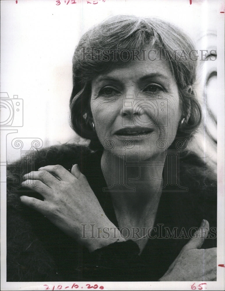 1972 Press Photo Dorothy McGuire Stars In She Waits - Historic Images