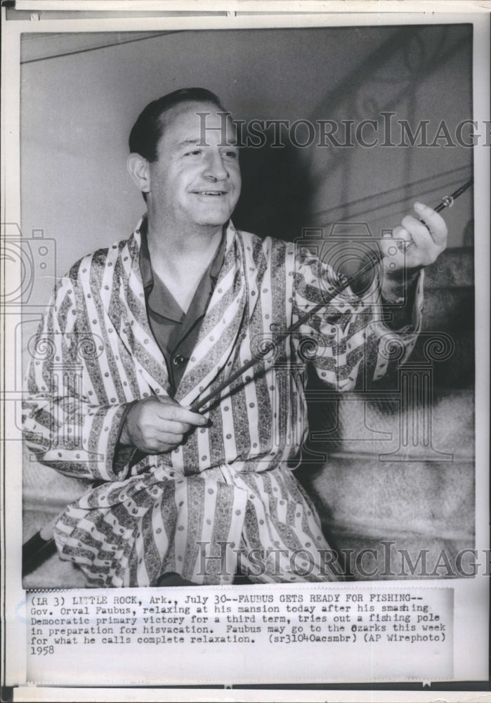 1958 Press Photo Arkansas Governor Orval Faubus Fishing Pole - Historic Images