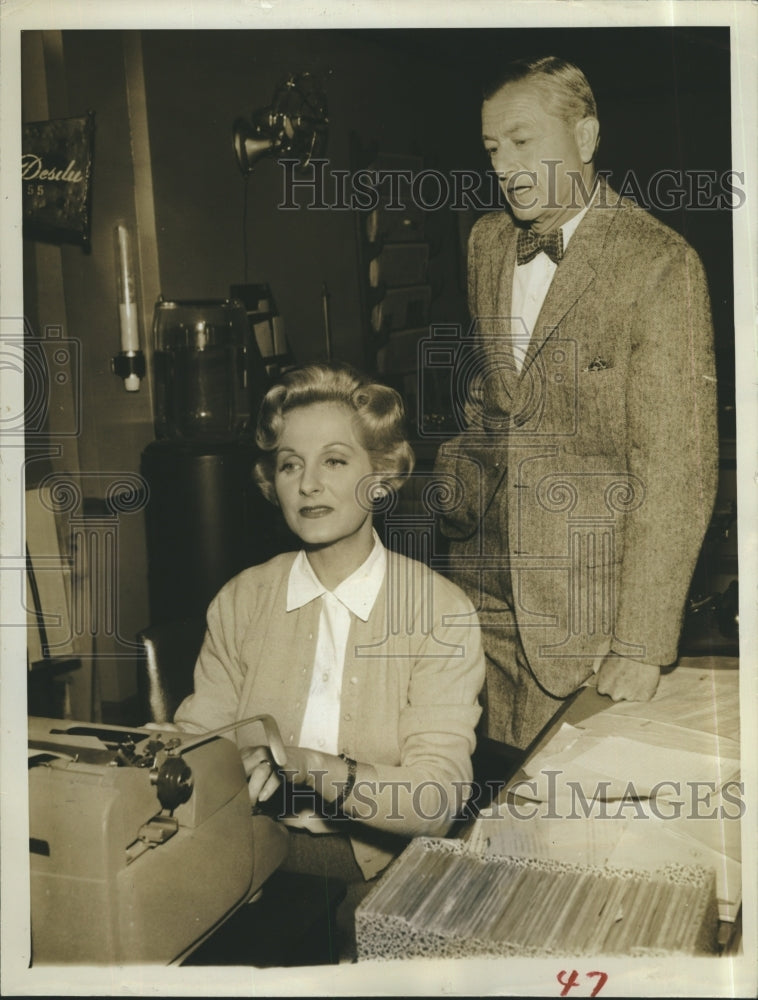 1961 Press Photo Actress Constance Moore & Actor Robert Young - Historic Images