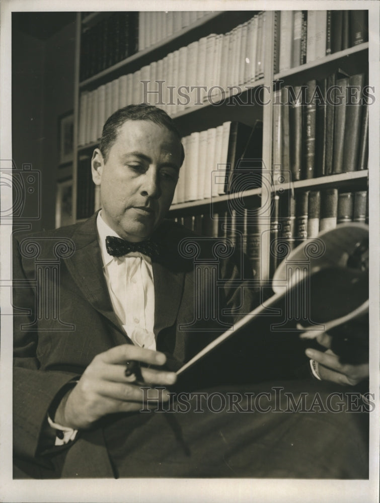 1956 Press Photo Author Herman Wouk Reads Manuscript - Historic Images