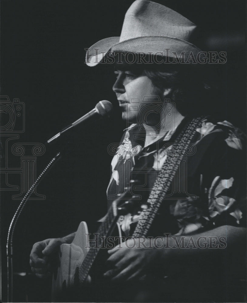 1981 Tom Gribbin Singer Saltwater Cowboys - Historic Images